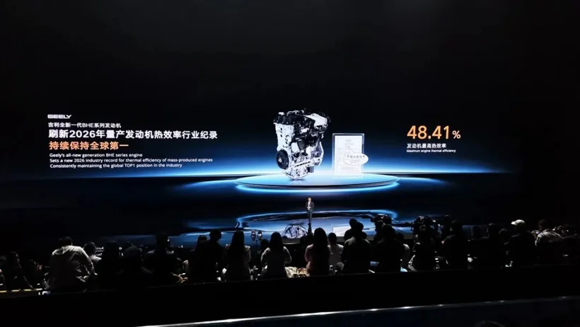 被嘲讽的“过渡活化石”，撑住了2026车市最冷的这半年