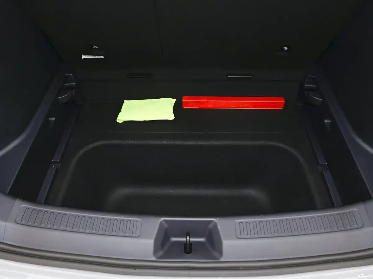 【图】配置真的很顶！极狐贝塔T1 550km续航版将于8月31日上市